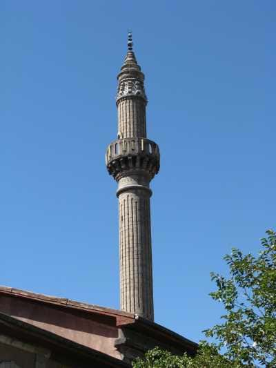 YONCAALTI CAMİ-MEDRESESİ VE DÜKKANLARI