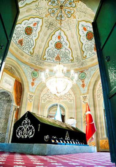 Ertuğrul Gazi Türbesi Söğüt
