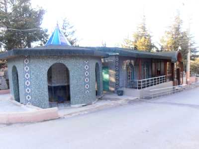 Yozgat Merkez Sarı Topraklık Mezarlığında Bulunan;
Mutasavvıf Esseyyid Şeyh Osman Nuri Bağdadi (Ölmeztoprak) Hazretleri'nin Türbesi
