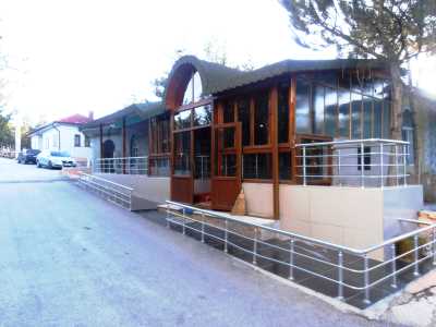 Yozgat Merkez Sarı Topraklık Mezarlığında Bulunan;
Mutasavvıf Esseyyid Şeyh Osman Nuri Bağdadi (Ölmeztoprak) Hazretlerinin Türbesi
