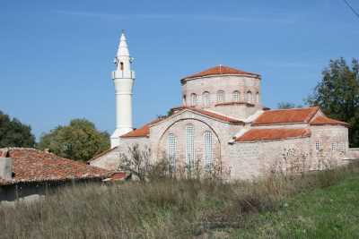 Vize Gazi Süleyman Paşa Camii(Küçük Ayasofya Kilisesi) (6. y.y.da yapılmış, 14.y.y.da cami olarak düzenlenmiştir.) 