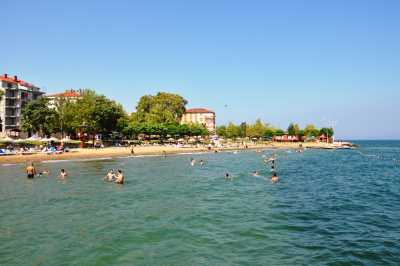 Mavi Bayraklı Altın Kemer Plajı