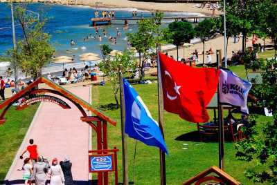 Mavi Bayraklı Altın Kemer Plajı