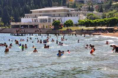 Mavi Bayraklı Altın Kemer Plajı