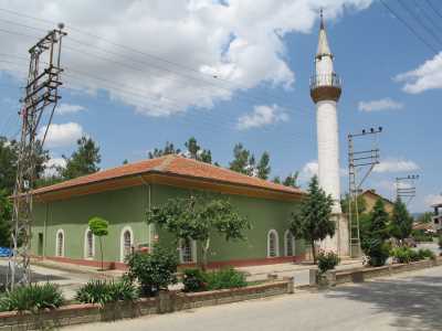 RECEP BEY CAMİİ (BAŞMAKÇI)
Afyonkarahisar İl Kültür ve Turizm Müdürlüğü Arşivi-Metin ÜNAL