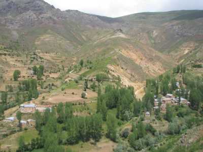 Krom Vadisi Antik Kent,Yağlıdere Köyü, Merkez Gümüşhane,İl Kültür ve Turizm Müdürlüğü Arşivinden.