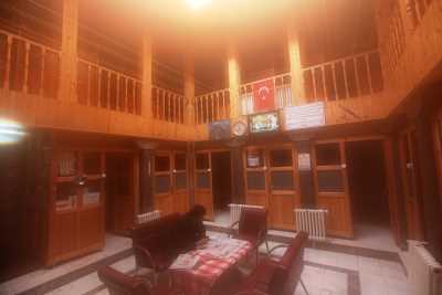 Çarşı (Çapanoğlu) Hamamı