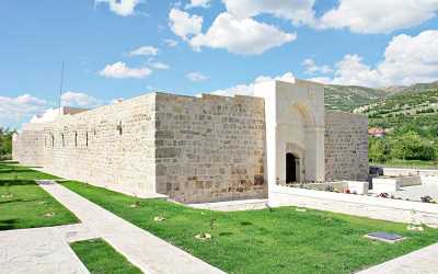 Gelendost Ertokuş Kervansarayı