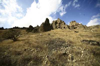 SAKAELİ KAYA YERLEŞİMLERİ*

*ÇANKIRI İL KÜLTÜR VE TURİZM MÜDÜRLÜĞÜ (2007)

*FOTOĞRAF : M.KEMAL KARATATAR