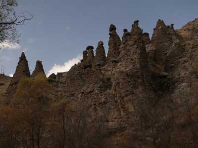 SAKAELİ KAYA YERLEŞİMLERİ*

*ÇANKIRI İL KÜLTÜR VE TURİZM MÜDÜRLÜĞÜ (2007)

*FOTOĞRAF : M.KEMAL KARATATAR
