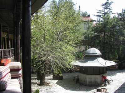 BUĞDAY PAZARI MEDRESESİ AVLUSU*

*ÇANKIRI İL KÜLTÜR VE TURİZM MÜDÜRLÜĞÜ (2005)

*FOTOĞRAF : M.KEMAL KARATATAR

