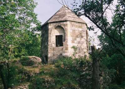 Uzun Hasan Türbesi-Çemişgezek