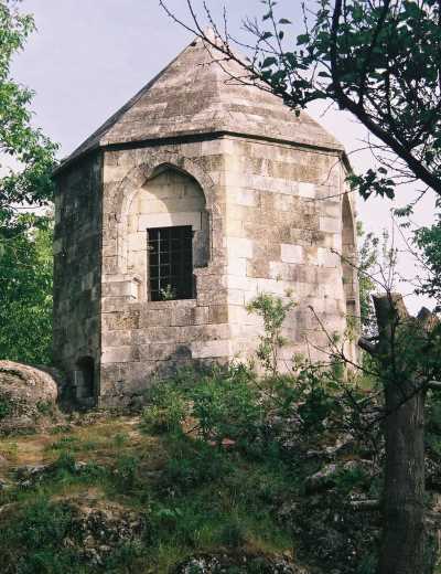 Uzun Hasan Türbesi-Çemişgezek
