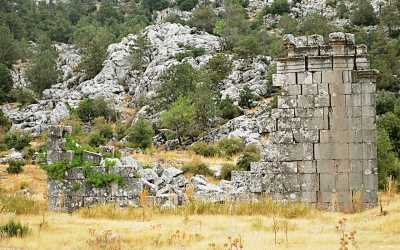 Trajan Tapınağı (C Tapınağı)