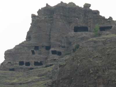 Seben Muslar Kaya Evleri Foto: Fazıl Karaduman arşivi.
