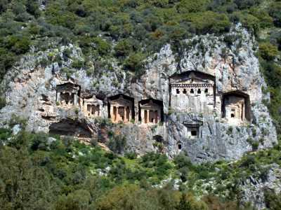 Kaunos Kaya Mezarları