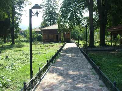  Orhangazi Camii ve Haziresi