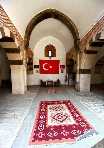 Çay Kervansarayı (Taşhan)