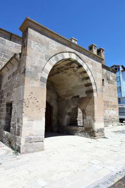 Döğer Kervansarayı