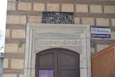 Şeyh Kutbuddin Camii ve Türbesi