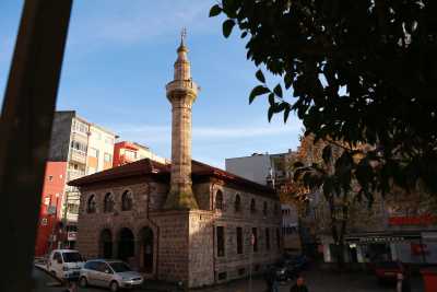 Çınarlar Cami