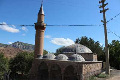 Şebinkarahisar Behramşah Cami