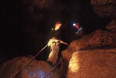 Sarıkaya Mağarası